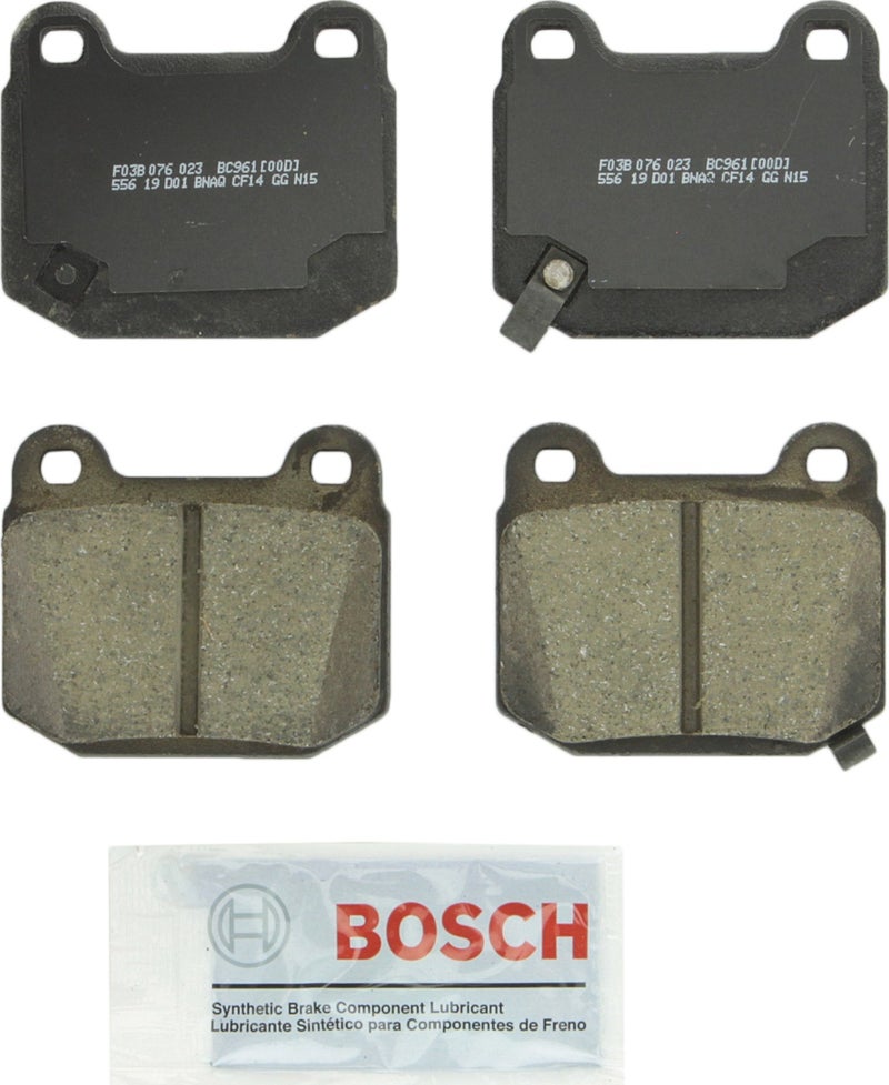 مجموعة وسادات الفرامل القرصية الخزفية الفاخرة من BOSCH BC961 - متوافقة مع مجموعة مختارة من Infiniti G35؛ ميتسوبيشي لانسر؛ نيسان 350Z؛ سوبارو BRZ امبريزا WRX STI؛ تويوتا 86؛ مؤخرة